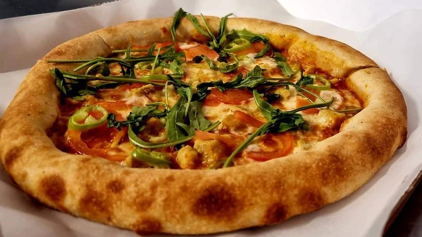 Lust auf die wohl größte Pizza Nürnbergs? Neues Angebot in der Krugstraße