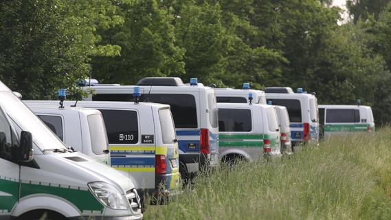 Leichenfund in Franken: Tötungsdelikt bestätigt - Verdächtiger festgenommen