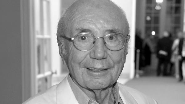 Die Liste der Filme und TV-Serien, in denen Horst Sachtleben mitgespielt hat, ist lang. Er zählte zu den etablierten Schauspielern im Land. Und dennoch war er einer der stillen Stars, denn Rummel um seine Person war nicht seine Sache. Mit 91 Jahren verstarb Sachtleben - er lebte in der Nähe von München.