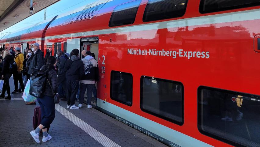 Enge Türen, verschachtelte Abteile: "Das ist der schlimmste Zug Deutschlands"