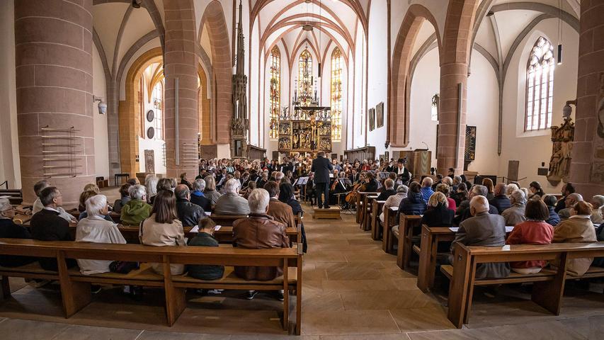 Zu Klaus Peschiks Verabschiedung wurde die Evangelische Stadtkirche rappelvoll.
