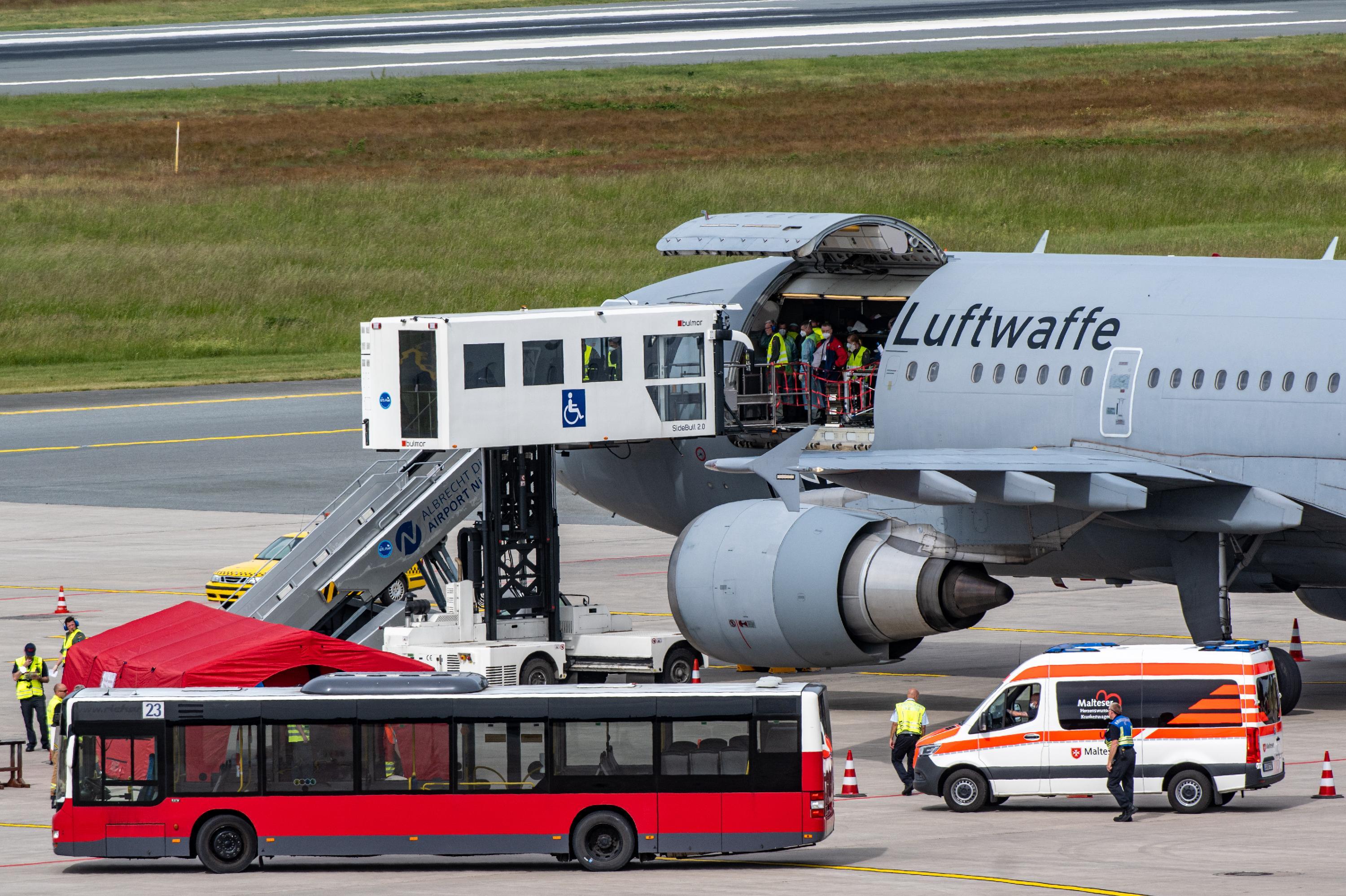 Ukraine-Krieg- Verwundete ukrainische Soldaten gelandet