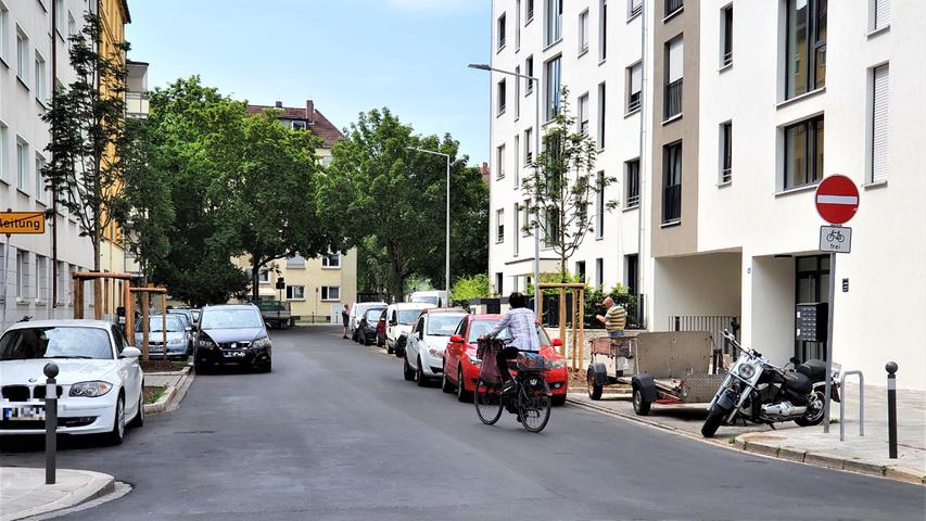An der Kreuzung Adam-Klein-Straße und Hasstraße fehlt ein deutlich markierter Fahrradstreifen auf beiden Seiten, findet Claudia Fuchs. 