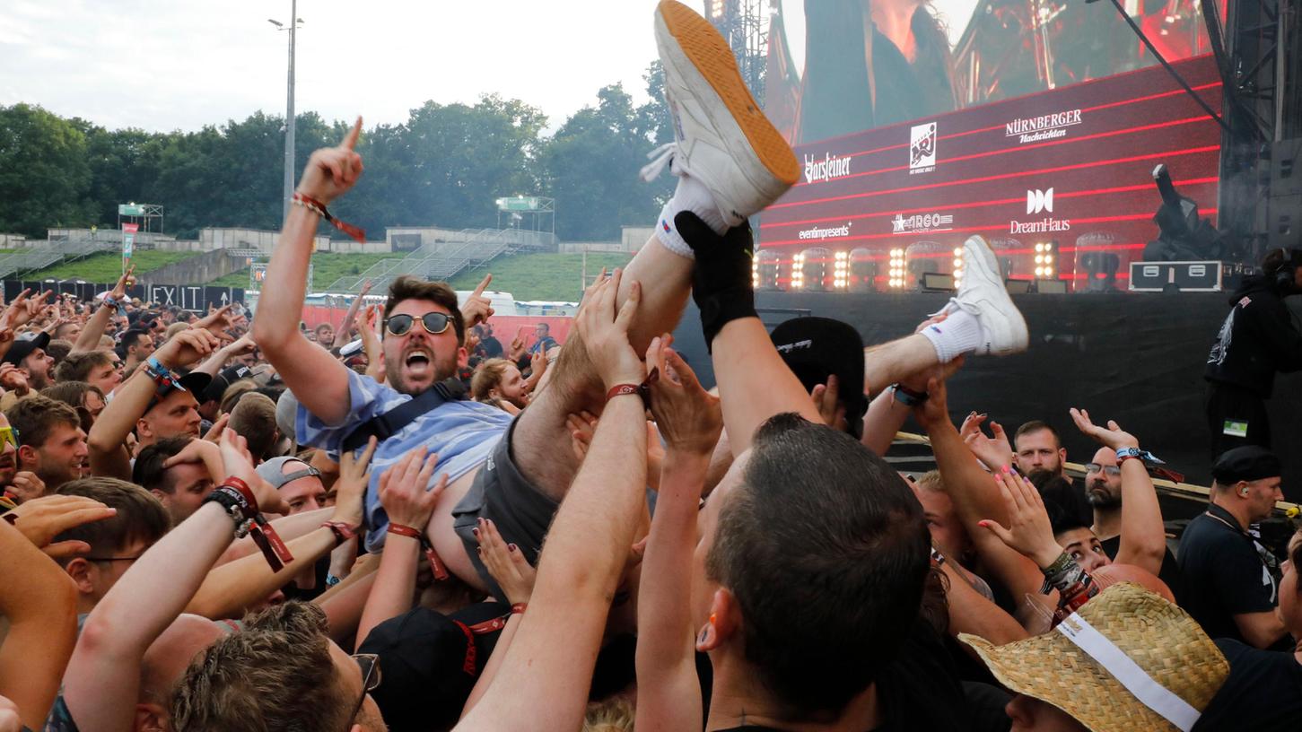 Ausnahmezustand beim Korn-Konzert auf der Hauptbühne. Ausnahmezustand beim Korn-Konzert auf der Hauptbühne.