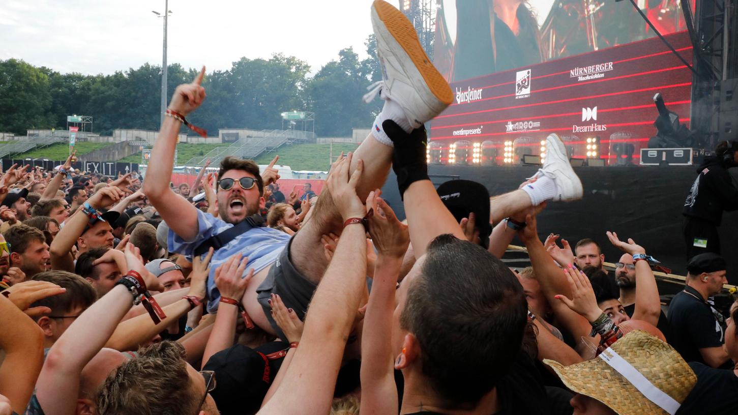 Ausnahmezustand beim Korn-Konzert auf der Hauptbühne.