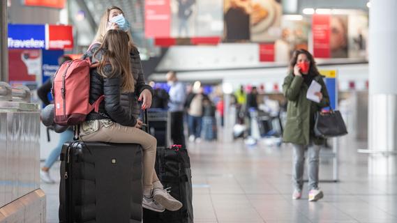 Ohne Gepäck in den Urlaub: Nürnberger Flughafen kassiert Shitstorm von wütenden Urlaubern