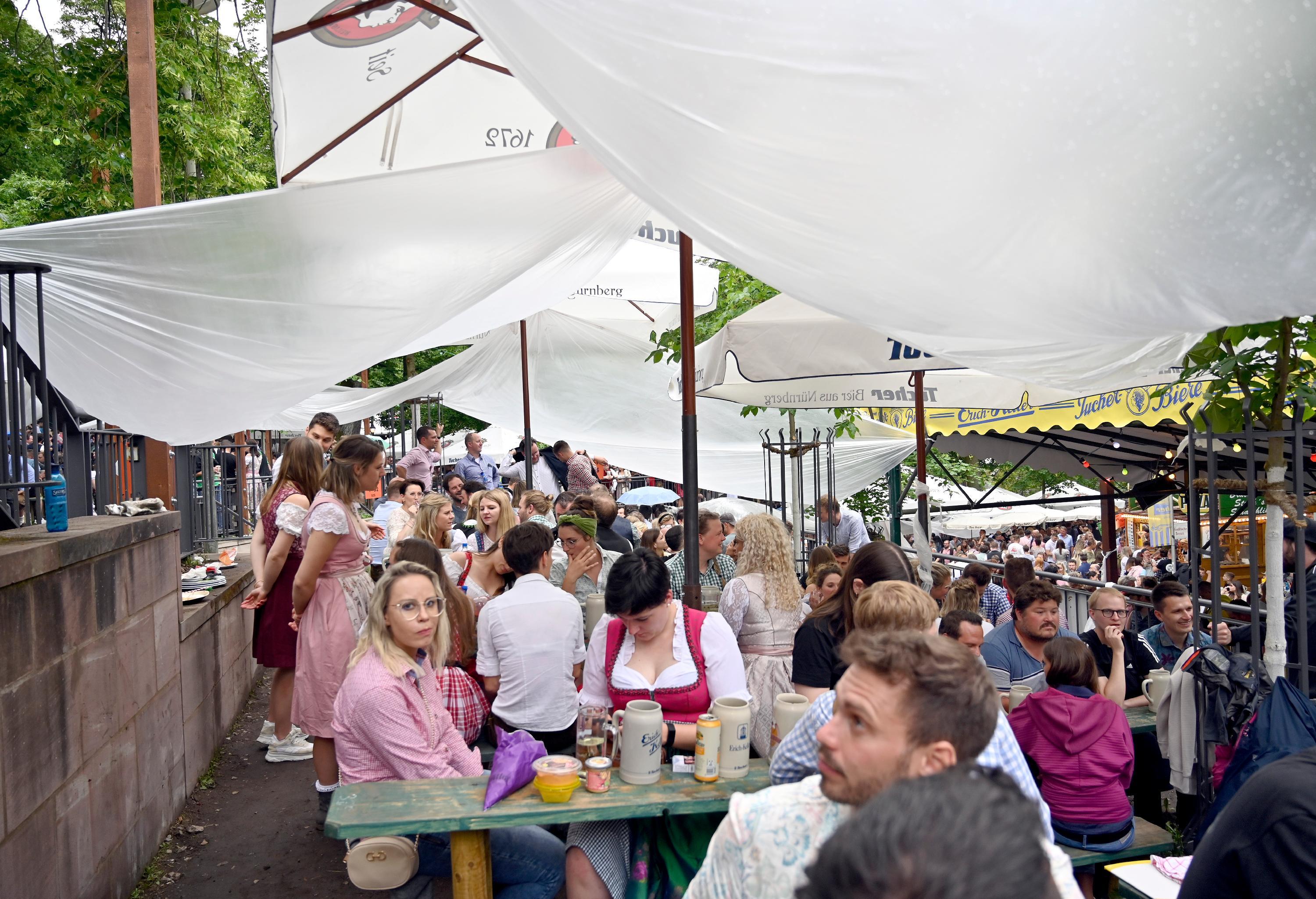 Die Stimmung war trotz vereinzelte Regenschauer bestens.