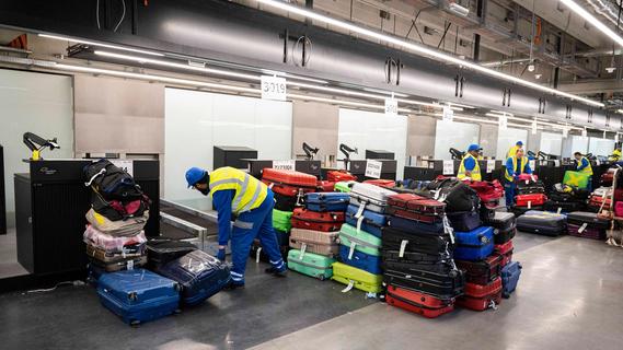 Koffer-Ärger am Nürnberger Flughafen: Das Chaos geht weiter - "Kommunikation ist ein Armutszeugnis"