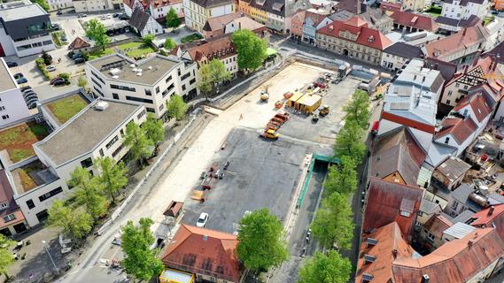 200 Parkplätze fallen in der Innenstadt von Forchheim weg: Ist ein Shuttleservice denkbar?