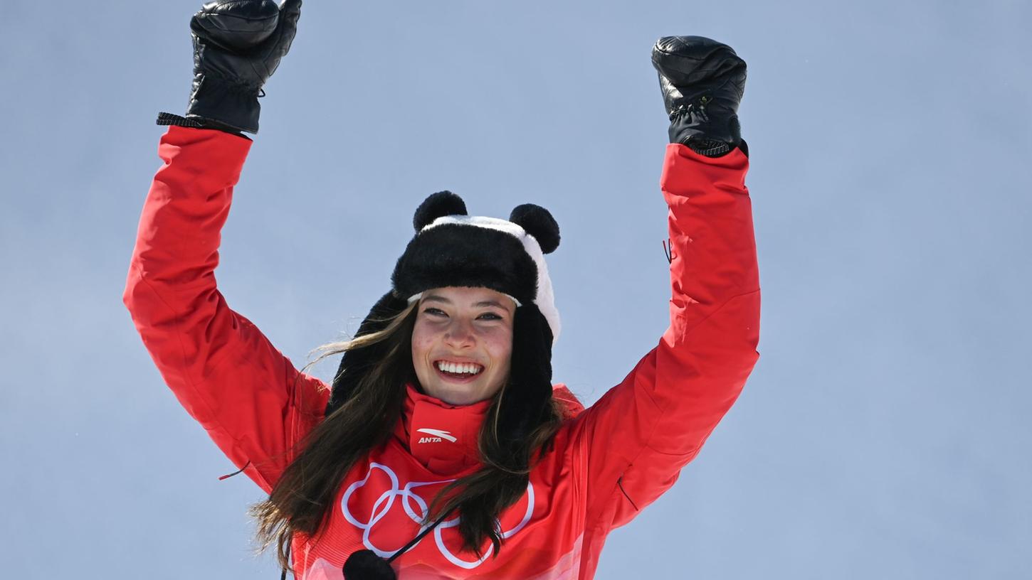 Die chinesische Freestyle-Olympiasiegerin Eileen Gu ist im kalifornischen San Francisco auf die Welt gekommen. Die chinesische Freestyle-Olympiasiegerin Eileen Gu ist im kalifornischen San Francisco auf die Welt gekommen.