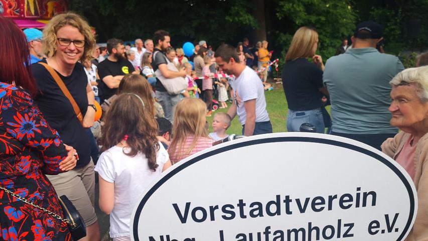 Die Mitglieder des Vorstadtvereins Laufamholz waren in ihrem Element.