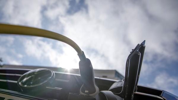 Ab an die Zapfsäule: Routenplaner sind oft fehlerhaft