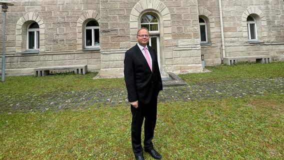 Erfahrung mit heißen Fällen, Drachenlord oder Morden: Der neue Chef der Staatsanwaltschaft Ansbach