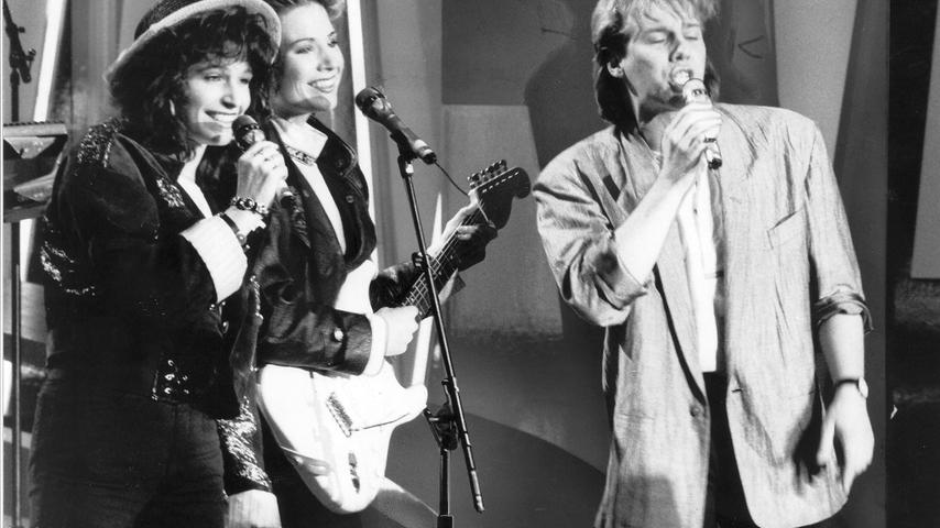 Das fing ja gut an: Die Schlagertruppe "Wind" schaffte es bei ihren ersten beiden Auftritten 1985 und 1987 mit den Titeln "Für alle" und "Laß die Sonne in dein Herz" zweimal auf Platz 2. 1992 wollten die Musiker mit "Träume sind für alle da" an die Erfolge der 80er Jahre anknüpfen, landeten jedoch nur auf Rang 16.