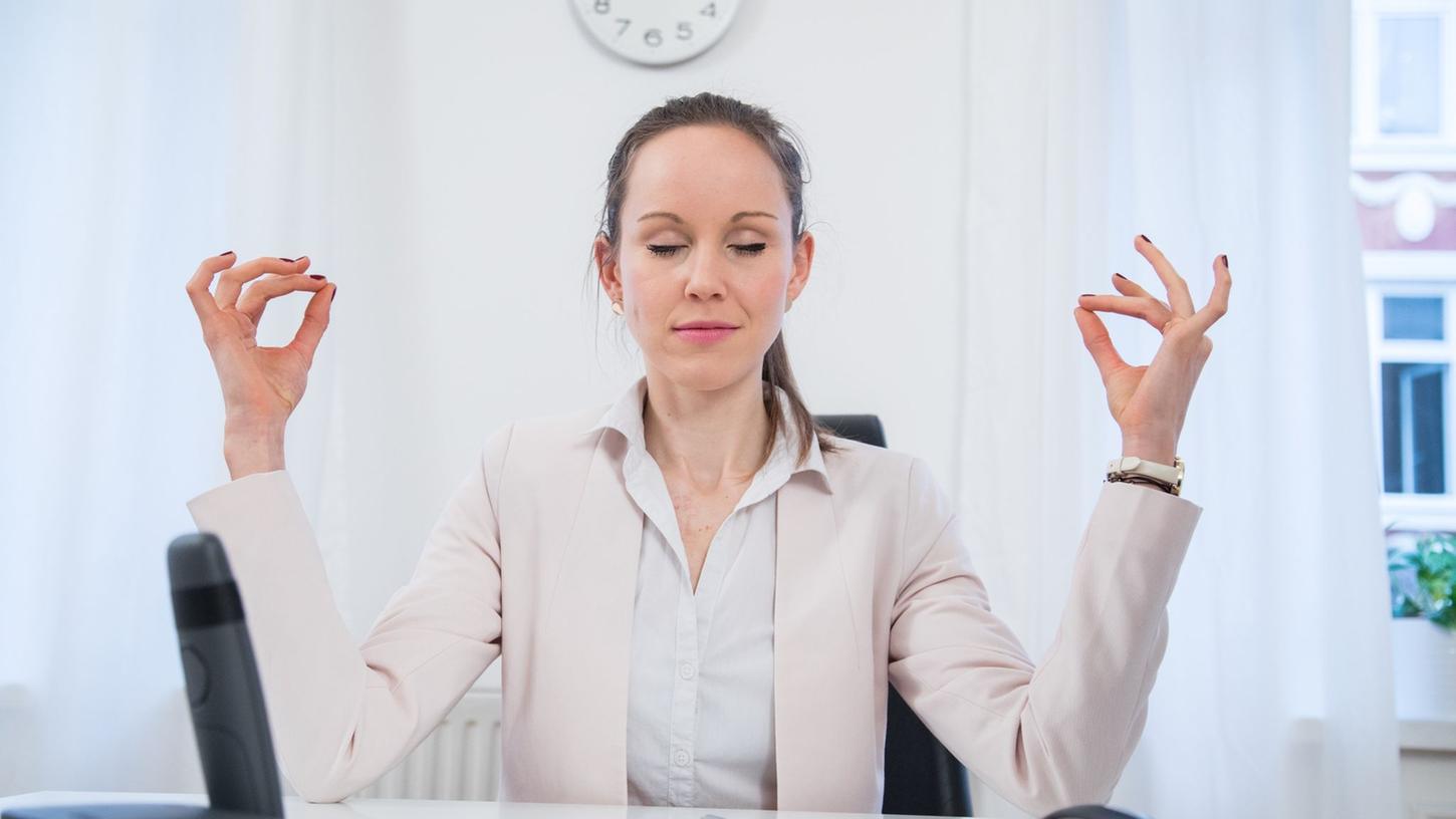 Sitzmeditation lässt uns im Job zur Ruhe kommen