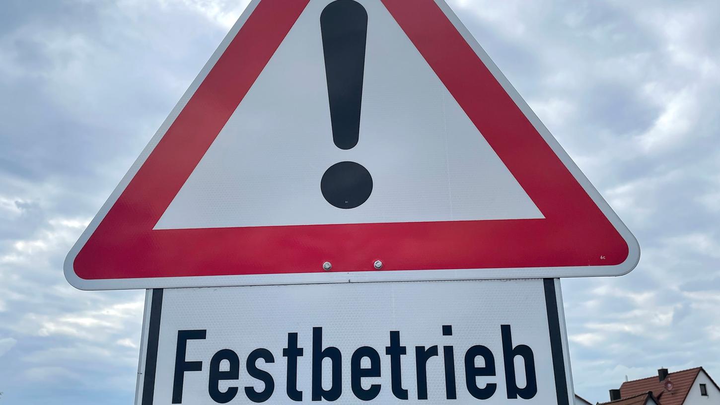 Ob Kirchweih oder Feuerwehrfest: Feiern lassen die Corona-Zahlen im Nürnberger Land steigen Ob Kirchweih oder Feuerwehrfest: Feiern lassen die Corona-Zahlen im Nürnberger Land steigen