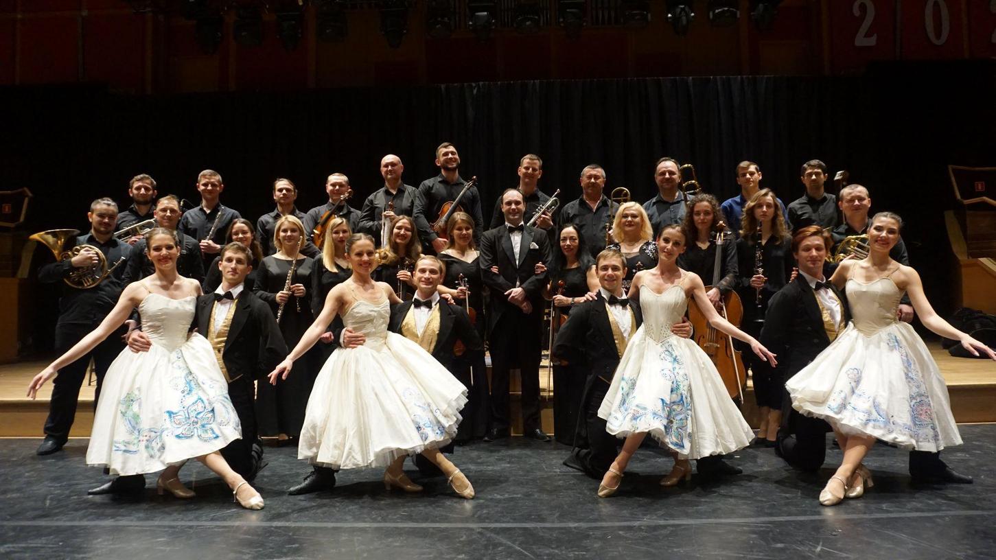 Das Ensemble des Opernhauses in Odessa.
Das Ensemble des Opernhauses in Odessa.