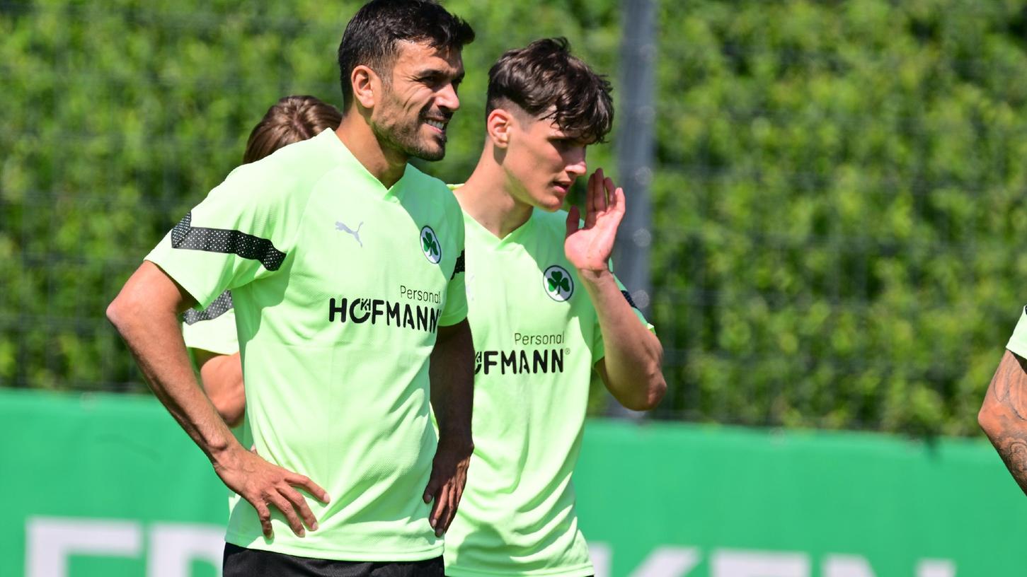 Mit Spielintelligenz und Vorwärtsdrang: Oussama Haddadi (links) soll beim Kleeblatt nicht nur verteidigen. Mit Spielintelligenz und Vorwärtsdrang: Oussama Haddadi (links) soll beim Kleeblatt nicht nur verteidigen.