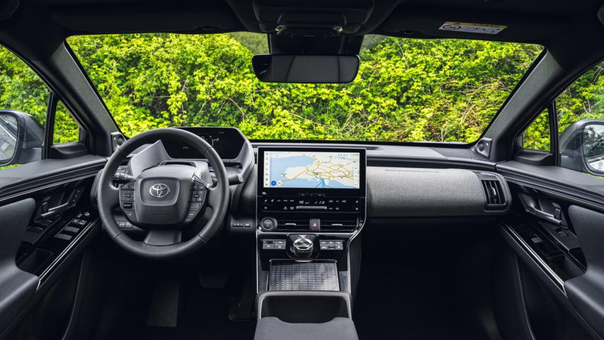 Neuer bZ4X: Auch Toyota fährt jetzt vollelektrisch