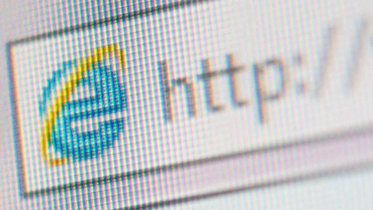 Abschied: Noch lässt sich der Internet Explorer (IE) öffnen - aber nicht mehr lange. Dann gibt es eine Umleitung zum Edge-Browser, bis ein Update den IE ganz vom Rechner tilgt. Abschied: Noch lässt sich der Internet Explorer (IE) öffnen - aber nicht mehr lange. Dann gibt es eine Umleitung zum Edge-Browser, bis ein Update den IE ganz vom Rechner tilgt.