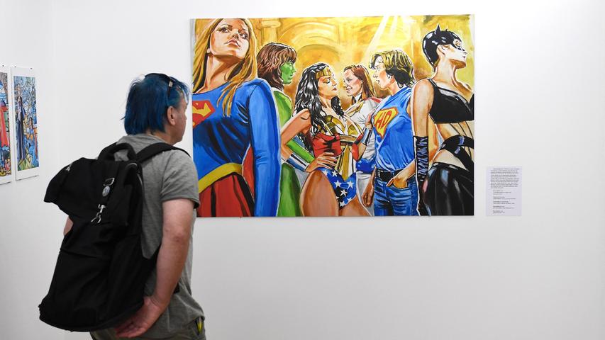 Was sich auch an der großen Ausstellung “Vorbilder*innen” im Redoutensaal zeigt, die sich mit Feminismus und Frauenbildern im Comic auseinandersetzt.
