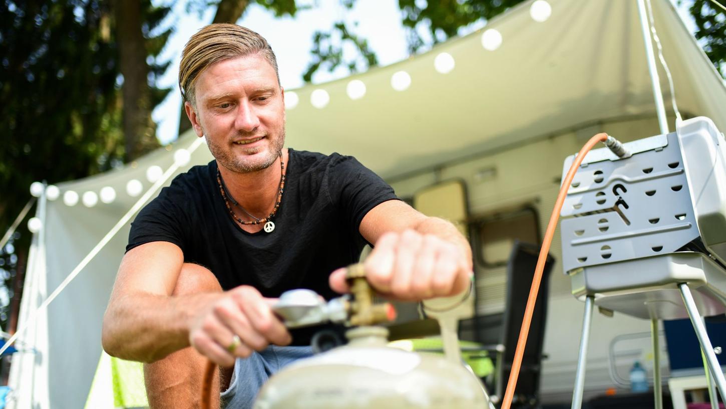 Sparsamer Spaß: Noch mehr Freude am Grillen gibt es, wenn der Gasvorrat länger hält. Sparsamer Spaß: Noch mehr Freude am Grillen gibt es, wenn der Gasvorrat länger hält.