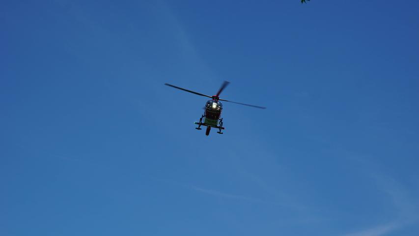 Hubschrauber in der Fränkischen Schweiz unterwegs: Verbrühtes Kind in Klinik geflogen Hubschrauber in der Fränkischen Schweiz unterwegs: Verbrühtes Kind in Klinik geflogen