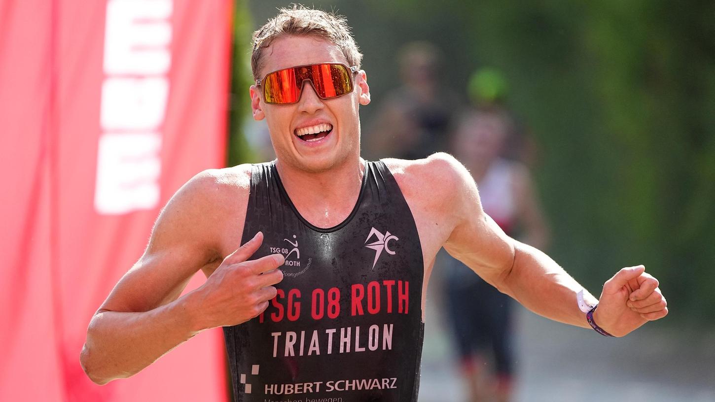 Starkes Team-Ergebnis: Alexander Richter und die TSG 08 Roth überzeugte beim Rothsee Triathlon.
Starkes Team-Ergebnis: Alexander Richter und die TSG 08 Roth überzeugte beim Rothsee Triathlon.