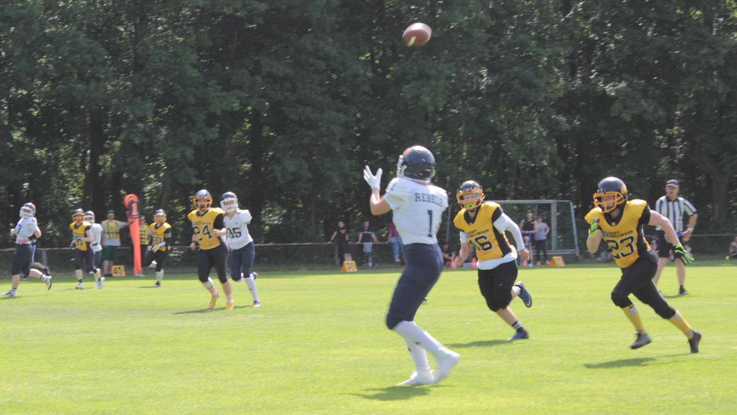 Frauen-Football: Erlangen Rebels - Munich Cowboys Ladies Sandra Frankenberg, Gunda Neumann Foto: Timo Weith Frauen-Football: Erlangen Rebels - Munich Cowboys Ladies Sandra Frankenberg, Gunda Neumann Foto: Timo Weith