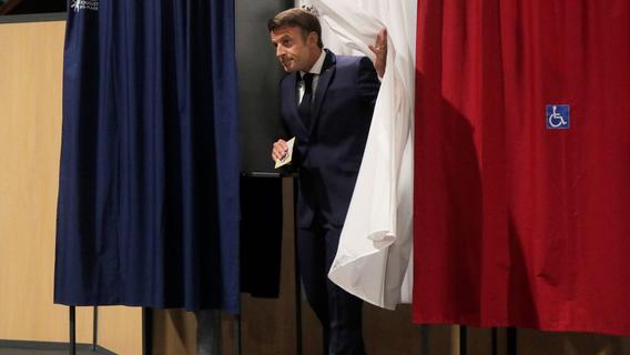 Macron-Lager verfehlt absolute Mehrheit: Frankreich steht vor Herkulesaufgabe