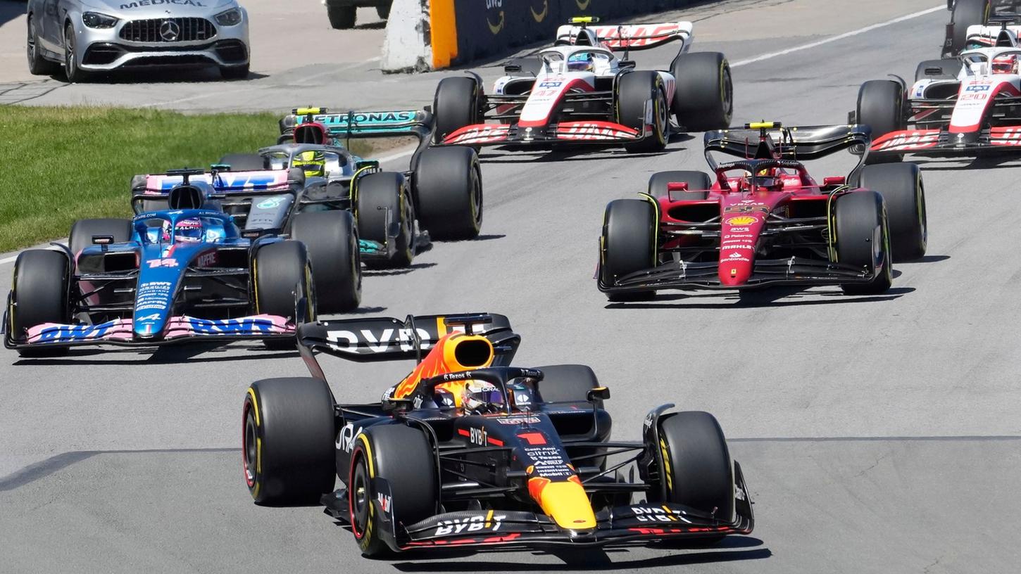 Formel-1-Weltmeister Max Verstappen (vorne) war beim Großen Preis von Kanada nicht zu schlagen. Formel-1-Weltmeister Max Verstappen (vorne) war beim Großen Preis von Kanada nicht zu schlagen.