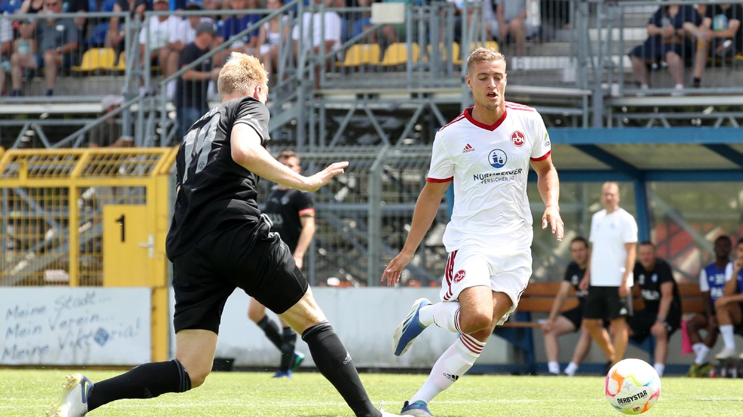Beim ersten Testspiel in Aschaffenburg (2:0) stand Fabian Nürnberger in der Startelf.
Beim ersten Testspiel in Aschaffenburg (2:0) stand Fabian Nürnberger in der Startelf.