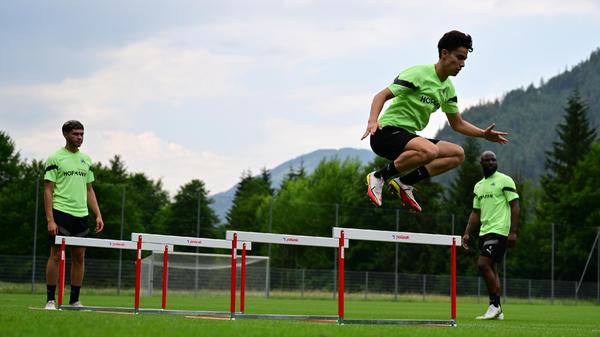 Sowohl der junge Lucien Littarksi als auch...