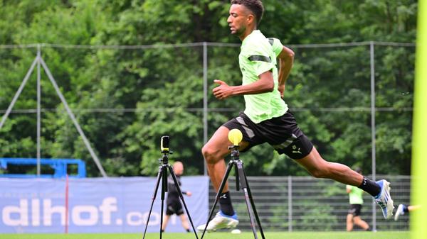 Zum Abschluss stand noch ein kleiner Vollsprint an, den Timothy Tillman hier gerade anzieht.