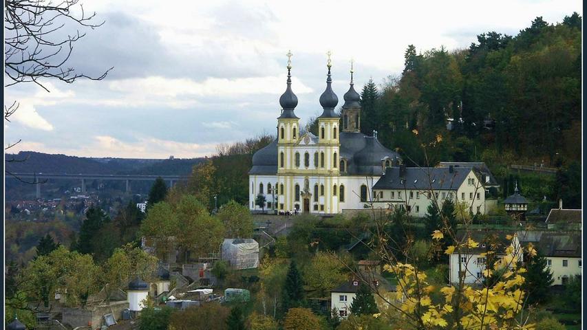 Käppele ist der volkstümliche Name der Wallfahrtskirche Mariä Heimsuchung auf dem Nikolausberg in Würzburg. Das Gotteshaus mit den zwei achteckigen Fassadentürmen wurde von 1748 bis 1750 nach Plänen von Balthasar Neumann quer vor die alte Gnadenkapelle gebaut.