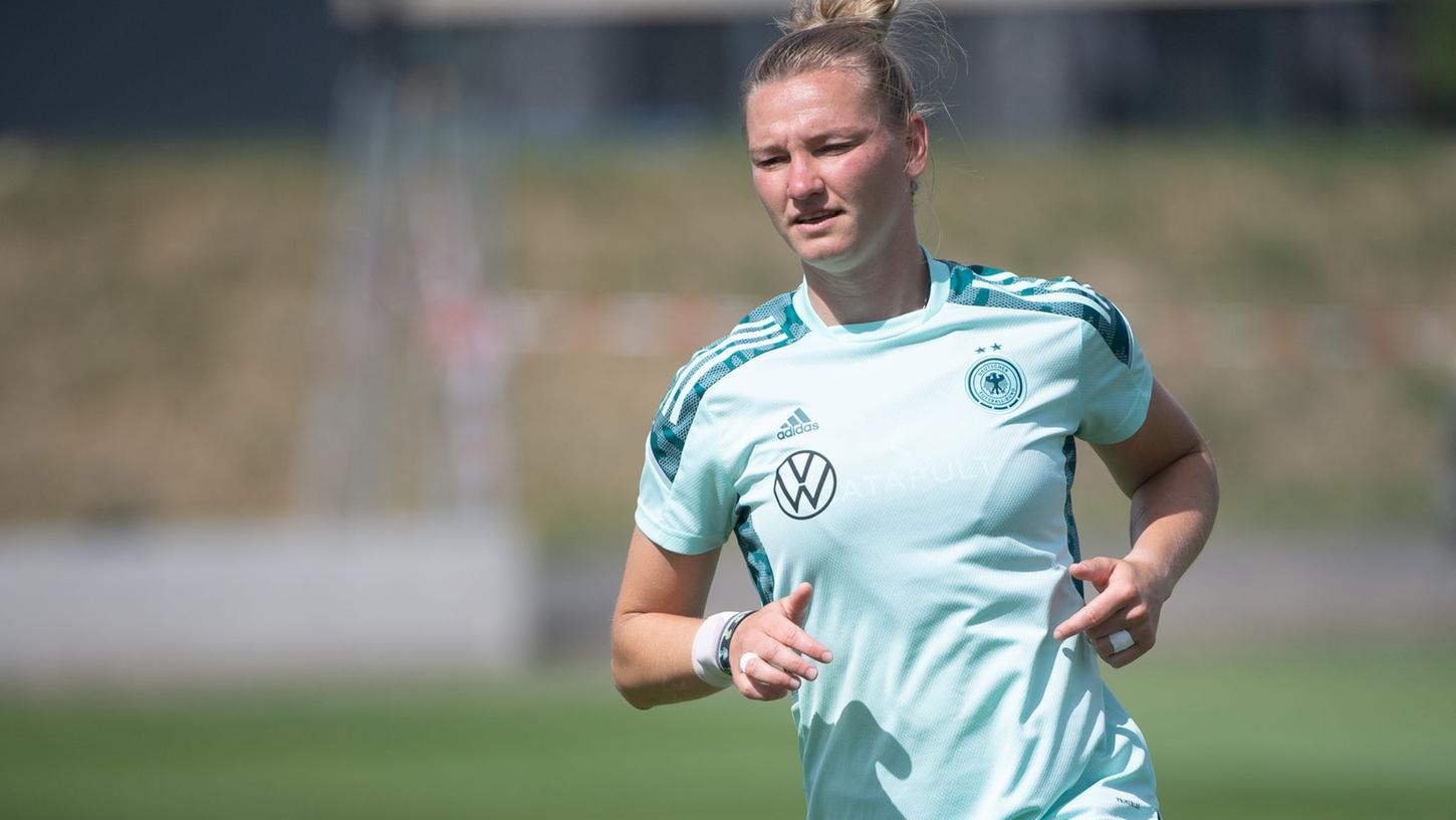 Hat ihre Corona-Infektion überstanden: Alexandra Popp. Hat ihre Corona-Infektion überstanden: Alexandra Popp.