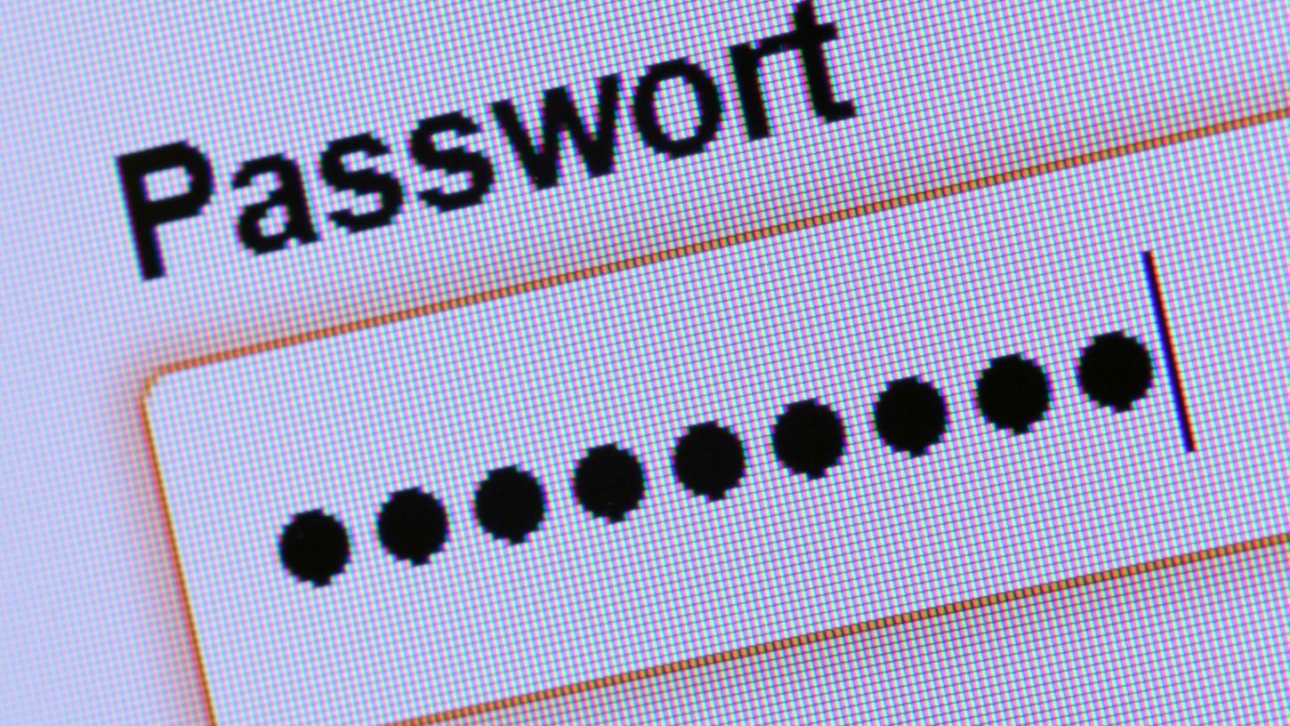 Um sichere Passwörter immer griffbereit zu haben, bieten sich Passwortmanager an. "Stiftung Warentest" hat einige Programme geprüft.