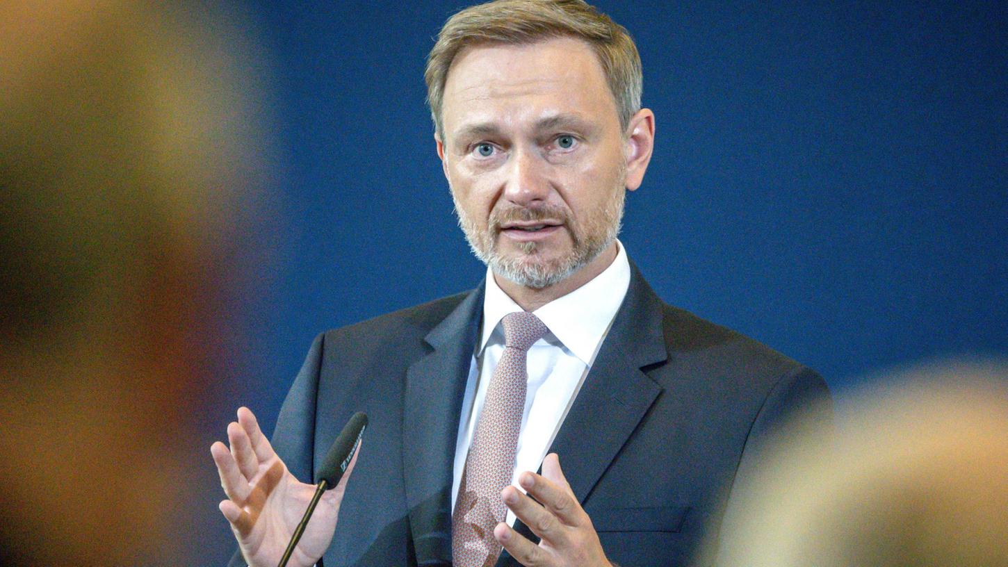 Er warnt vor Jahren der Knappheit: Finanzminister Christian Lindner.
Er warnt vor Jahren der Knappheit: Finanzminister Christian Lindner.