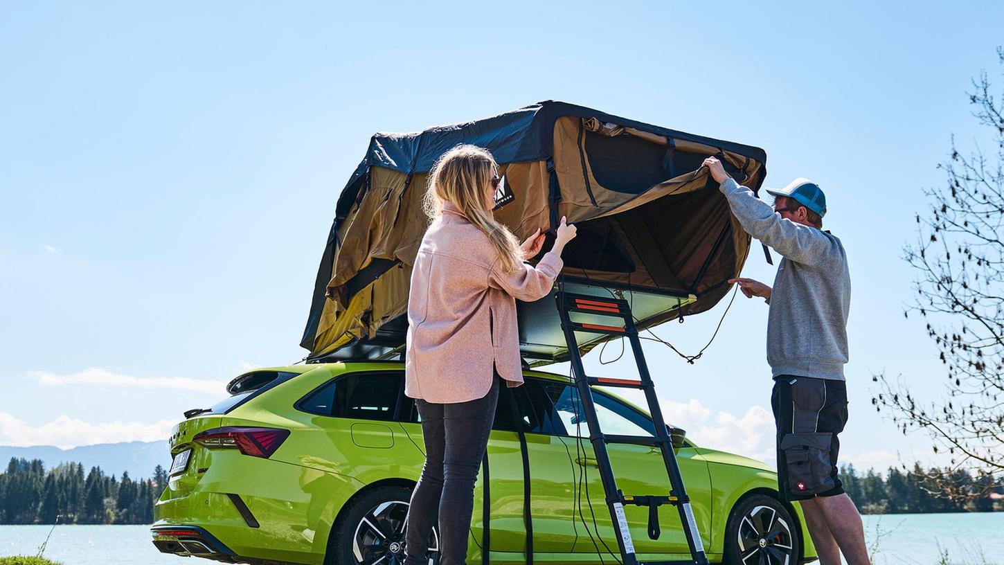 Auf dem Dach zelten? Wer nicht auf dem Boden schlafen will, kann auf Dachzelte zurückgreifen. Sieben Modelle ohne Hartschale hat der ADAC in seinem aktuellen Test überprüft und alle gelobt. Auf dem Dach zelten? Wer nicht auf dem Boden schlafen will, kann auf Dachzelte zurückgreifen. Sieben Modelle ohne Hartschale hat der ADAC in seinem aktuellen Test überprüft und alle gelobt.