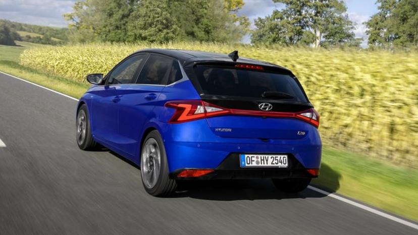 Der Dreizylinder des Hyundai i20 erfährt elektrische Unterstützung. Der Dreizylinder des Hyundai i20 erfährt elektrische Unterstützung.