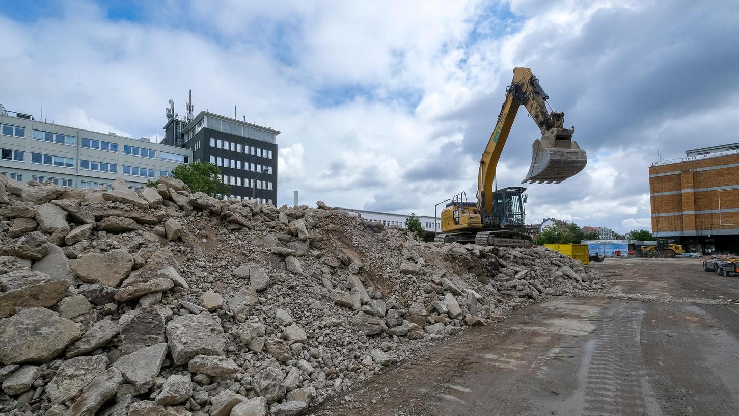 Der Projektentwickler "Gerch" wird das ehemalige Quelle-Versandzentrum an der Fürther Straße in ein gemischt genutztes Quartier umgestalten