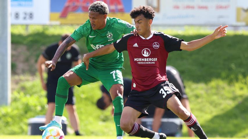 Koane Club-Tore im Koasastadion: Der FCN verliert in der Vorbereitung - die Bilder