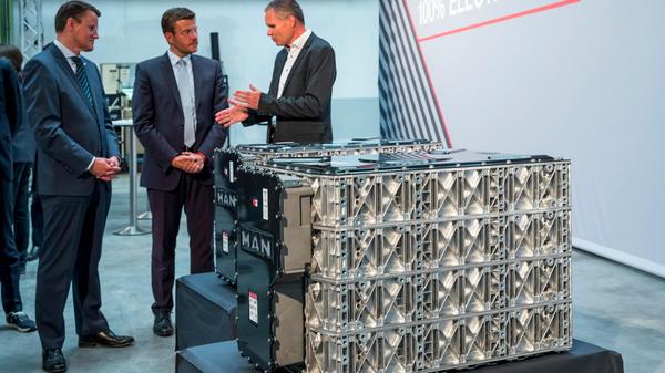 Pressekonferenz MAN Nürnberg zu Akkupack und Fertigung