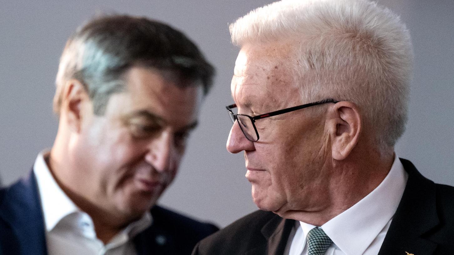 Winfried Kretschmann (rechts), Ministerpräsident von Baden-Württemberg, und sein bayerisches Pendant Markus Söder sind nicht einer Meinung.