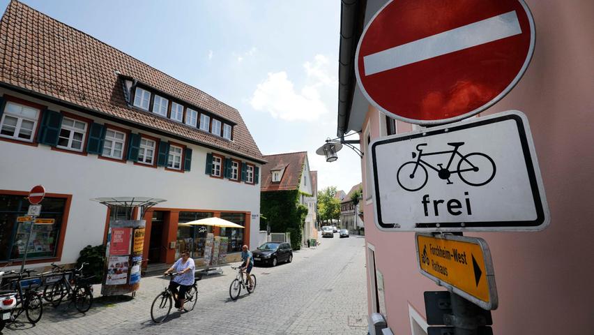 Geisterradler, Bußgelder und Pflichten: Was Radler beachten müssen Geisterradler, Bußgelder und Pflichten: Was Radler beachten müssen