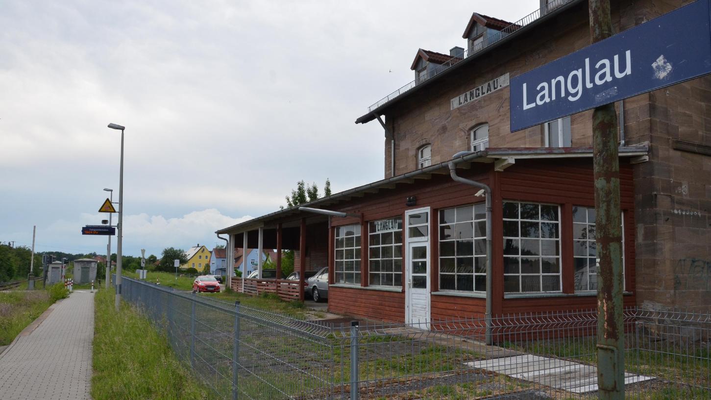In zwei Jahren will die DB Netz AG mit dem Ausbau der Langlauer Station zu einem sogenannten Kreuzungsbahnhof beginnen.