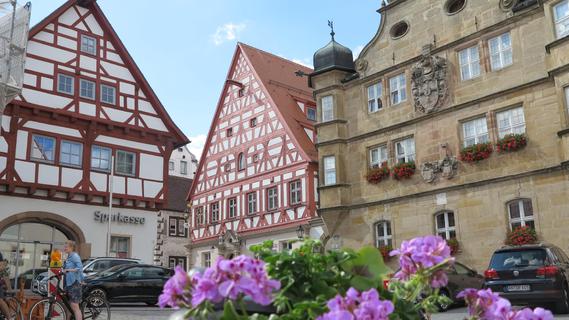 Wolframs-Eschenbach: Stadtrat stimmt Umbau eines historischen Gebäudes zu