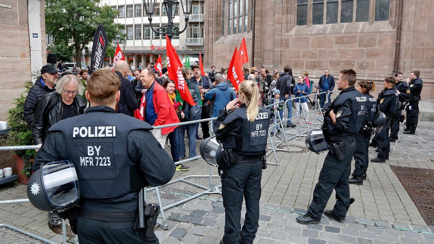 Am Samstag, 19. Oktober 2019, trat Michael Stürzenberger in Nürnberg zuletzt auf. Damals beteiligten sich auf dem Lorenzer Platz viele Gegendemonstranten.