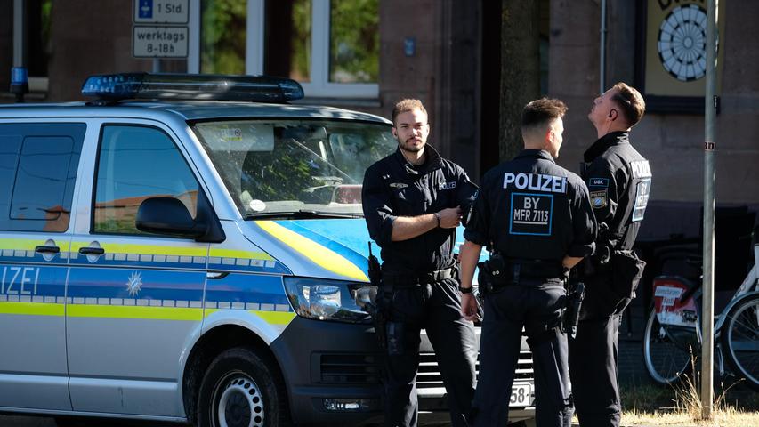 Verdächtige Knallgeräusche: Polizei im Großeinsatz - Hubschrauber kreist über Bad Windsheim