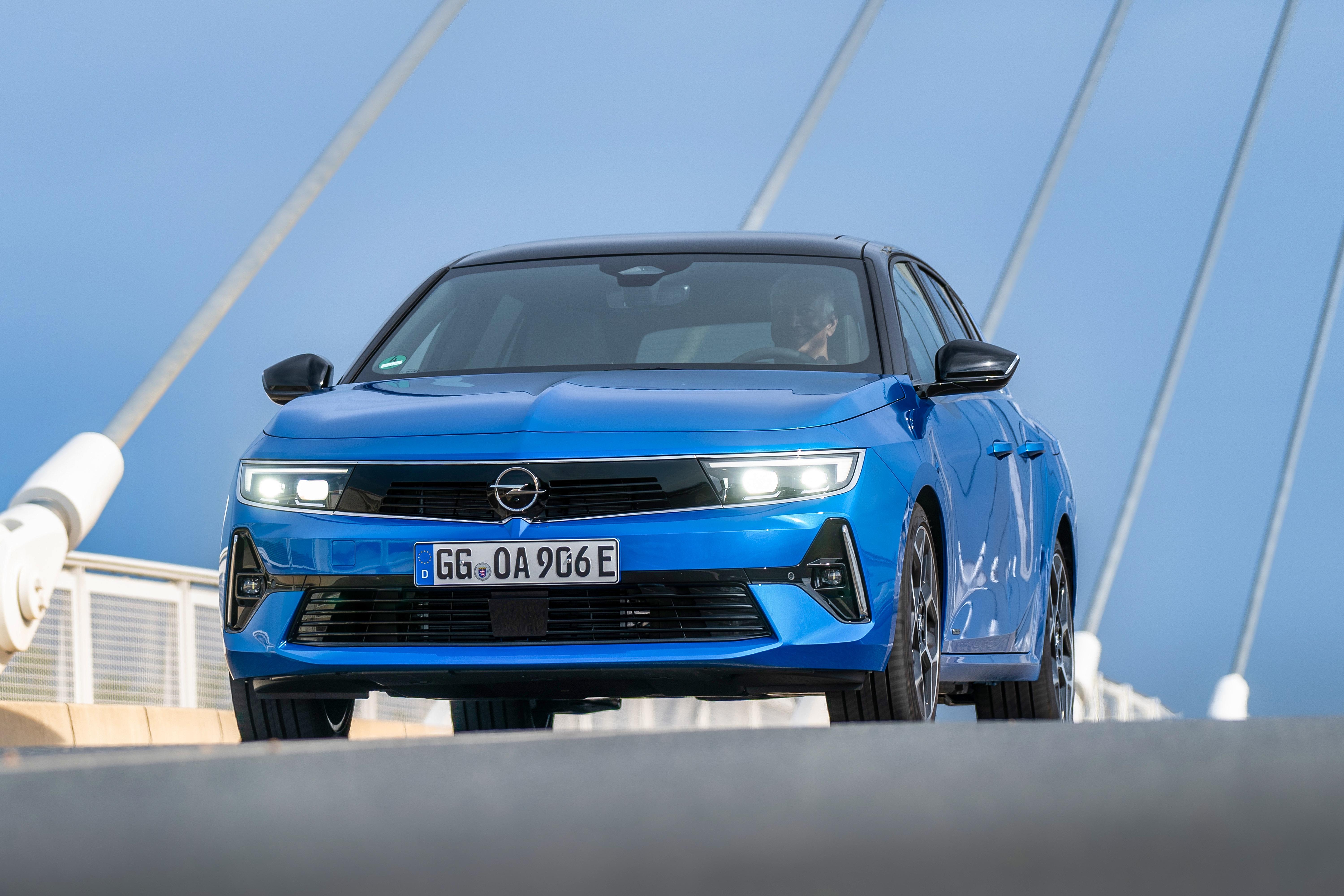 2023 folgt eine rein elektrische Variante.